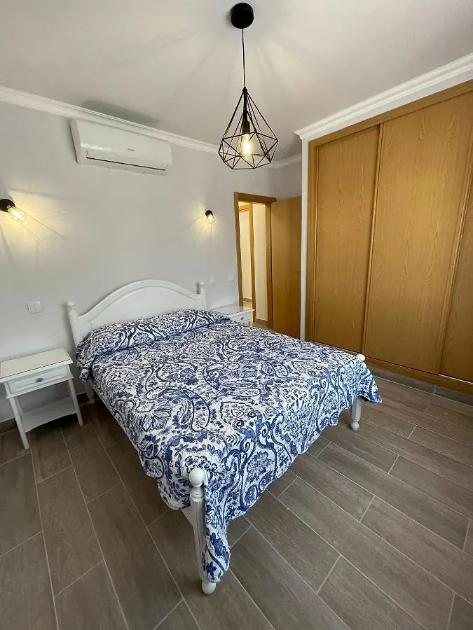 Апартаменты Alojamento King'S Village Албуфейра