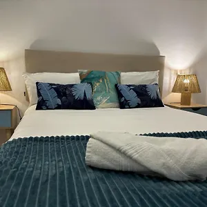 Port House, Paseo Maritimo,a Un Minuto Playa , Fuengirola Spain